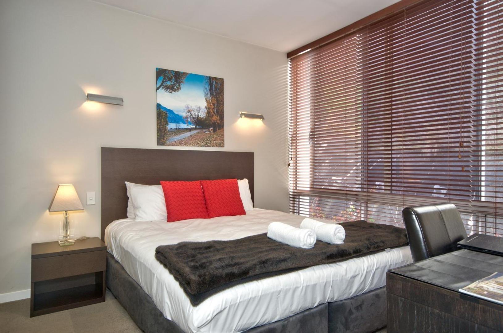 Pure Retreat Lake Views Distretto di Distretto di Queenstown Esterno foto