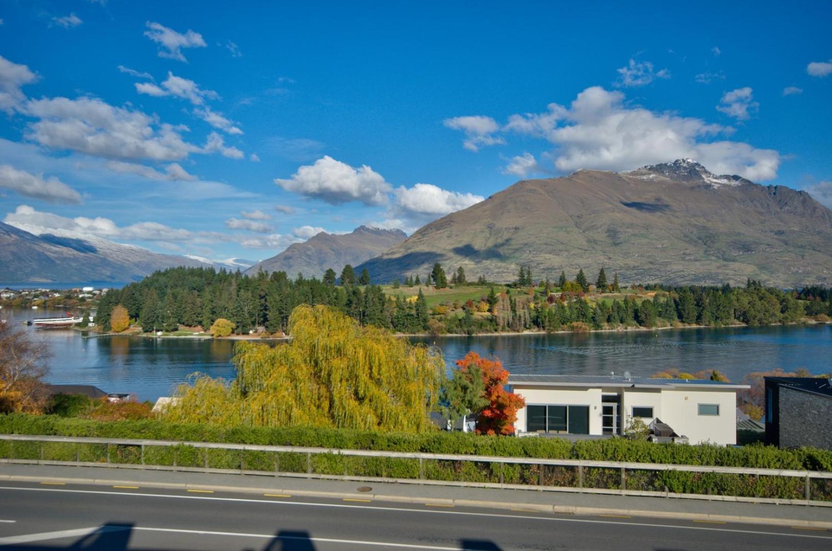 Pure Retreat Lake Views Distretto di Distretto di Queenstown Esterno foto